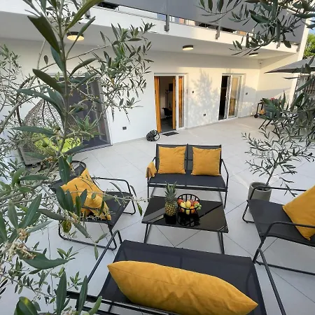 Apartment Valkane *