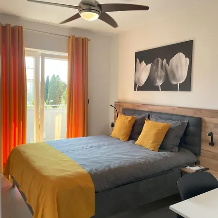 Valkane Apartman