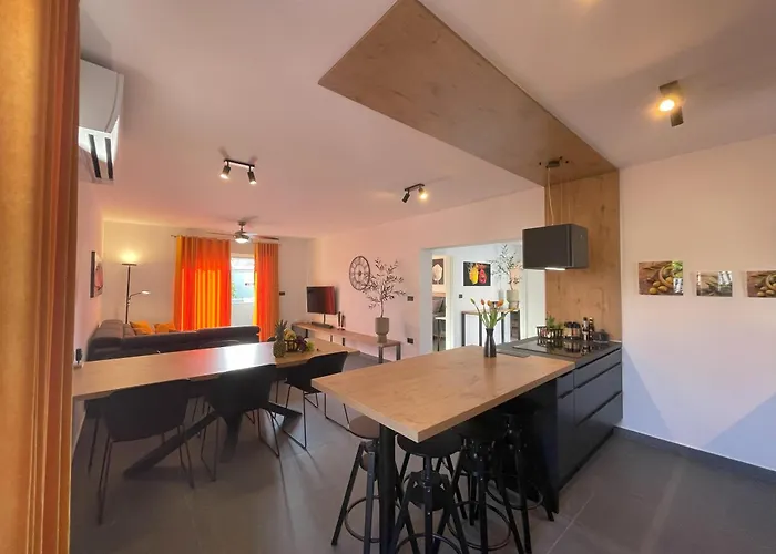 Valkane Apartmán Pula